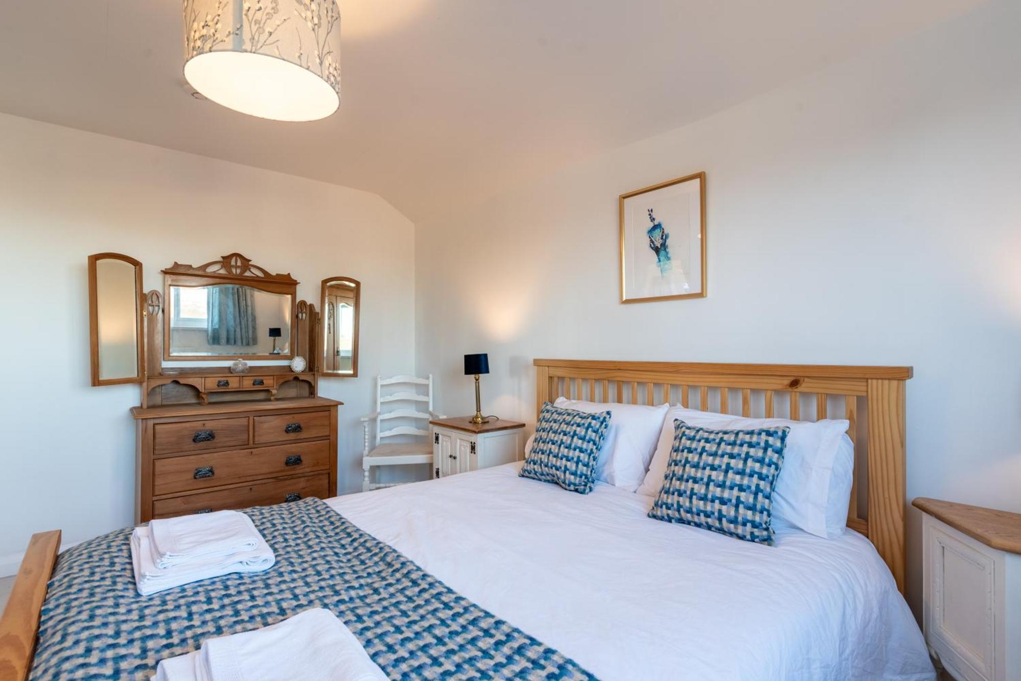 Port View House 3-Bedroom Self Catering Family Home With Garden Near Cardiff Exterior photo